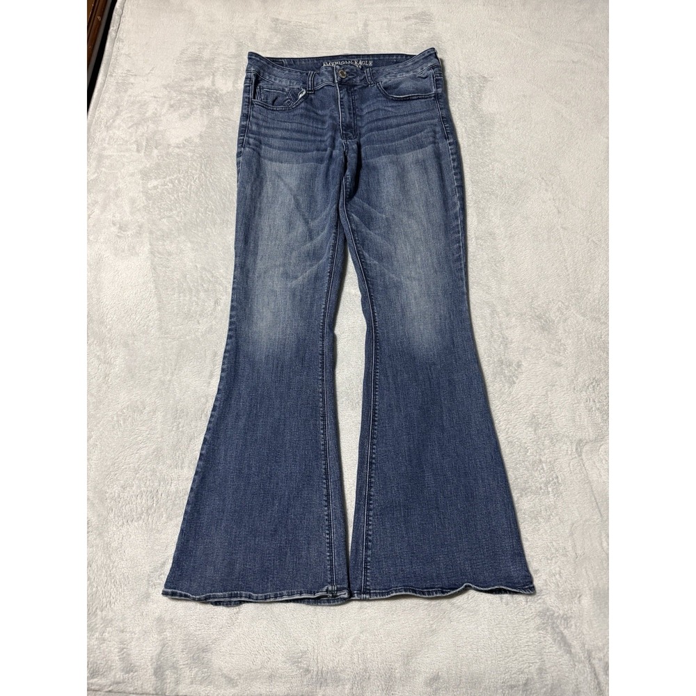 American Eagle Outfitters Women's Dark Blue Flared Jeans